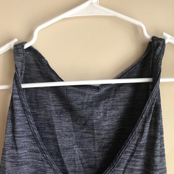 Lululemon Do the Twist Tank Yoga - Picture 5 of 9